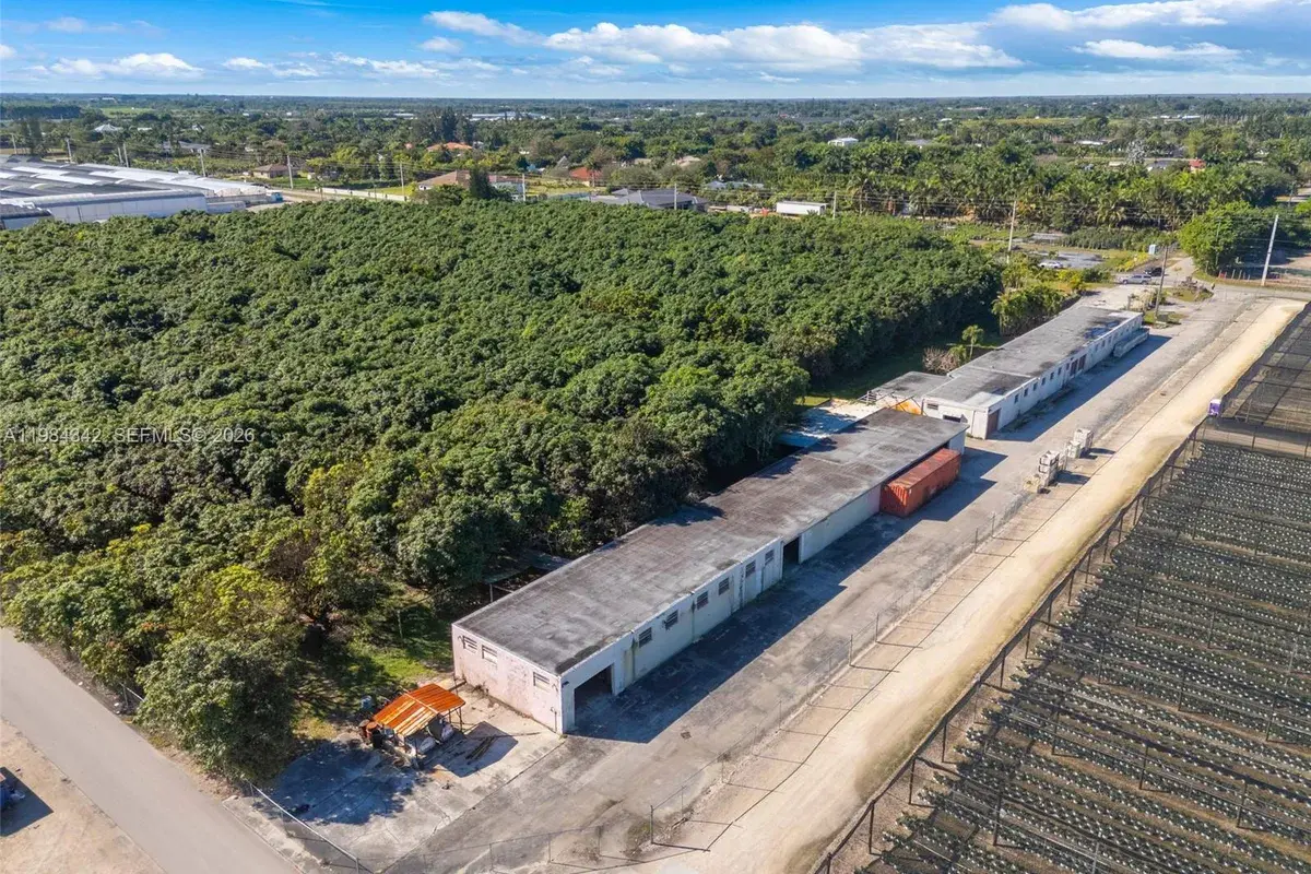 20601 SW 194th Ave, Miami FL 33187