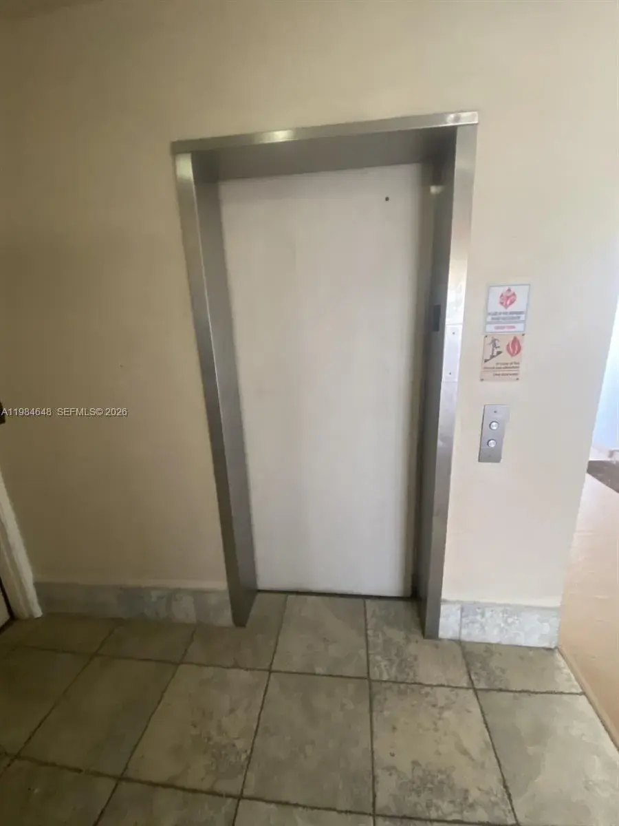 200 NE 14th Ave # 419, Hallandale Beach FL 33009