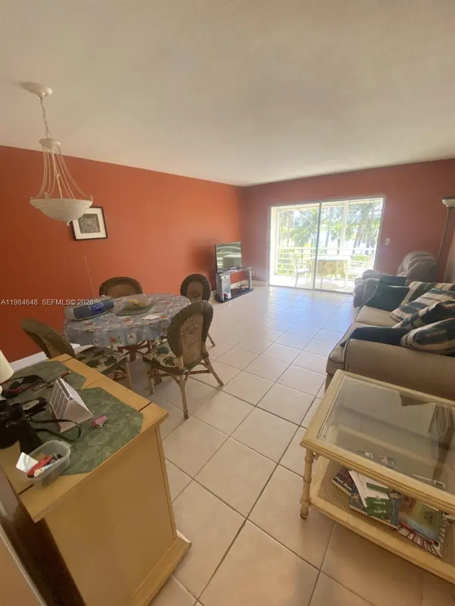 200 NE 14th Ave # 419, Hallandale Beach FL 33009