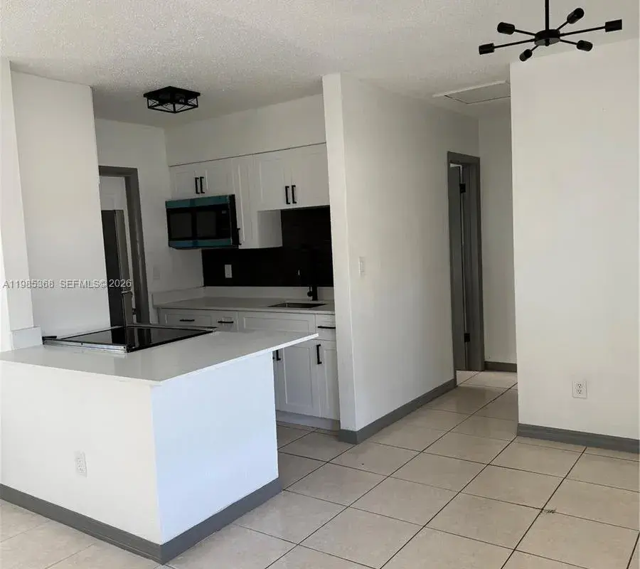 2216 Fillmore St # 6, Hollywood FL 33020