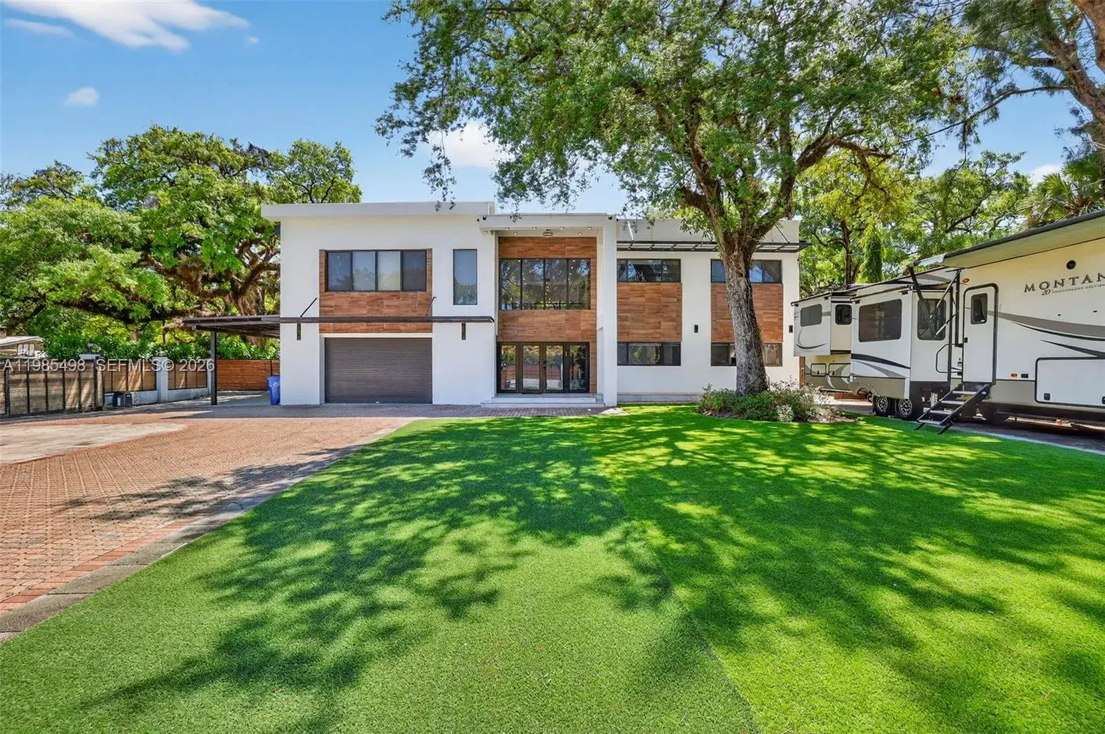 6 bedroom 6 bath Residential Lease for rent at 3000 Riverland Rd, Fort Lauderdale FL 33312
