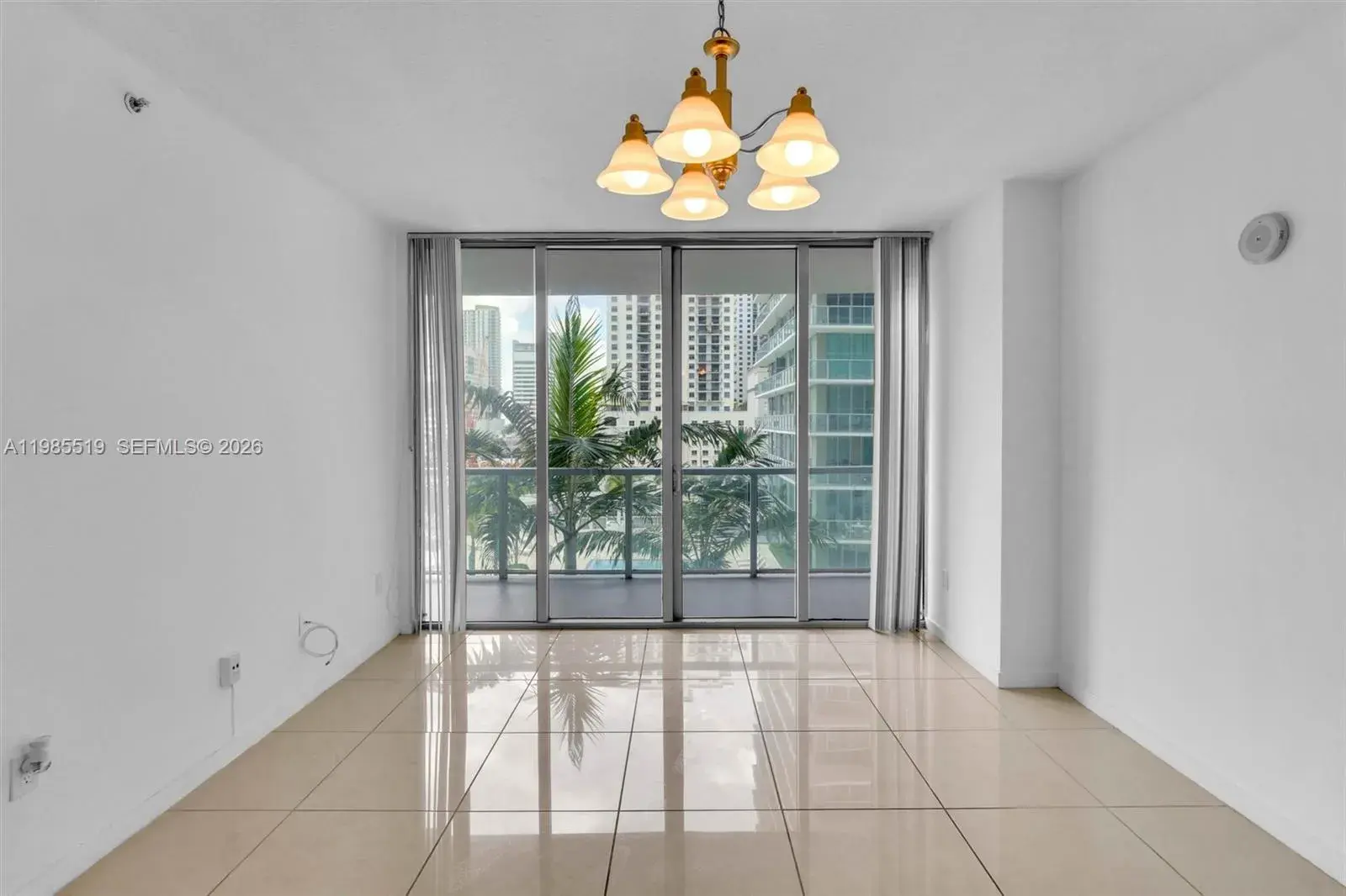 2 bedroom 2 bath Residential for sale at 79 SW 12th St # 1210, Miami FL 33130