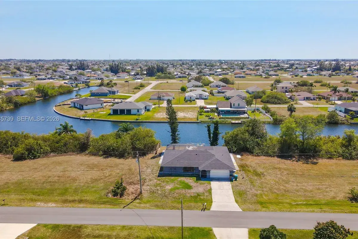 2908 NW 9TH TER, Cape Coral FL 33993