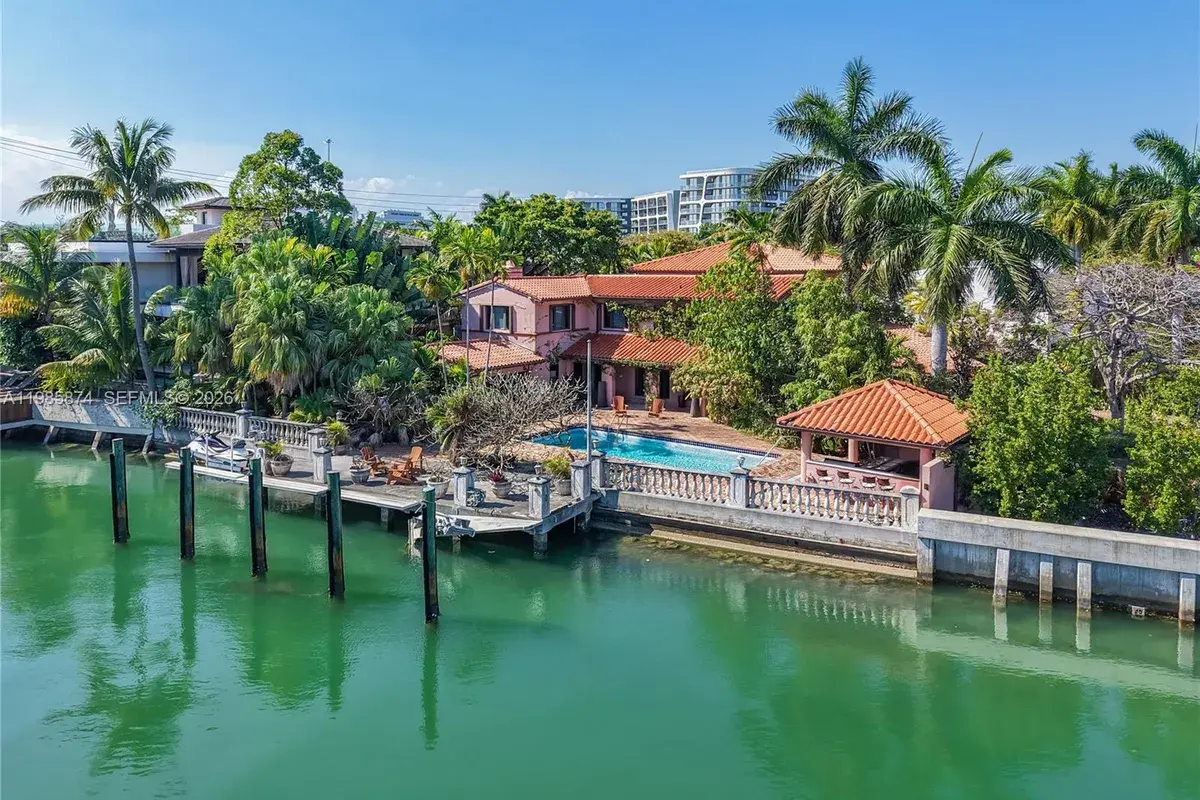 3310 Garden Ave, Miami Beach FL 33140