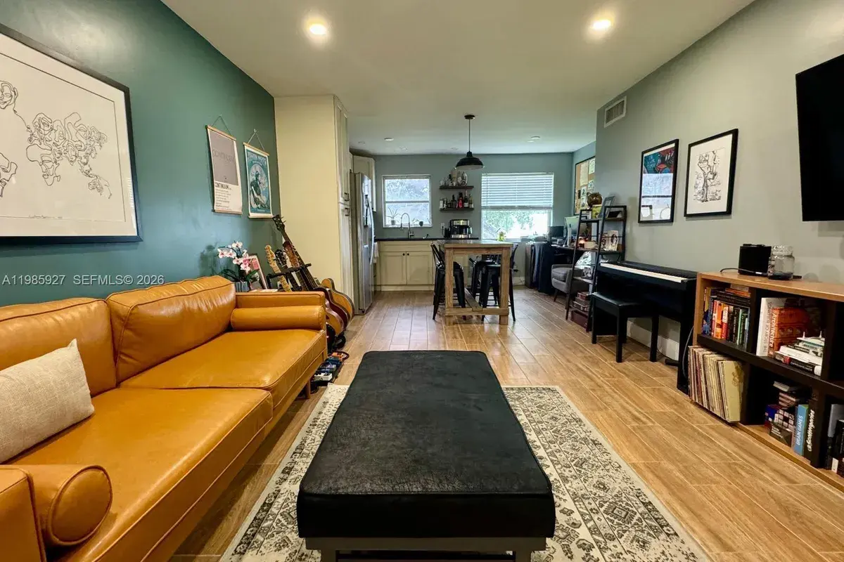 2840 Taylor St # 28, Hollywood FL 33020