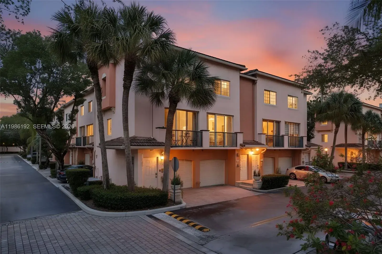 1 bedroom 1 bath Residential for sale at 2107 SE 10th Ave # 817, Fort Lauderdale FL 33316