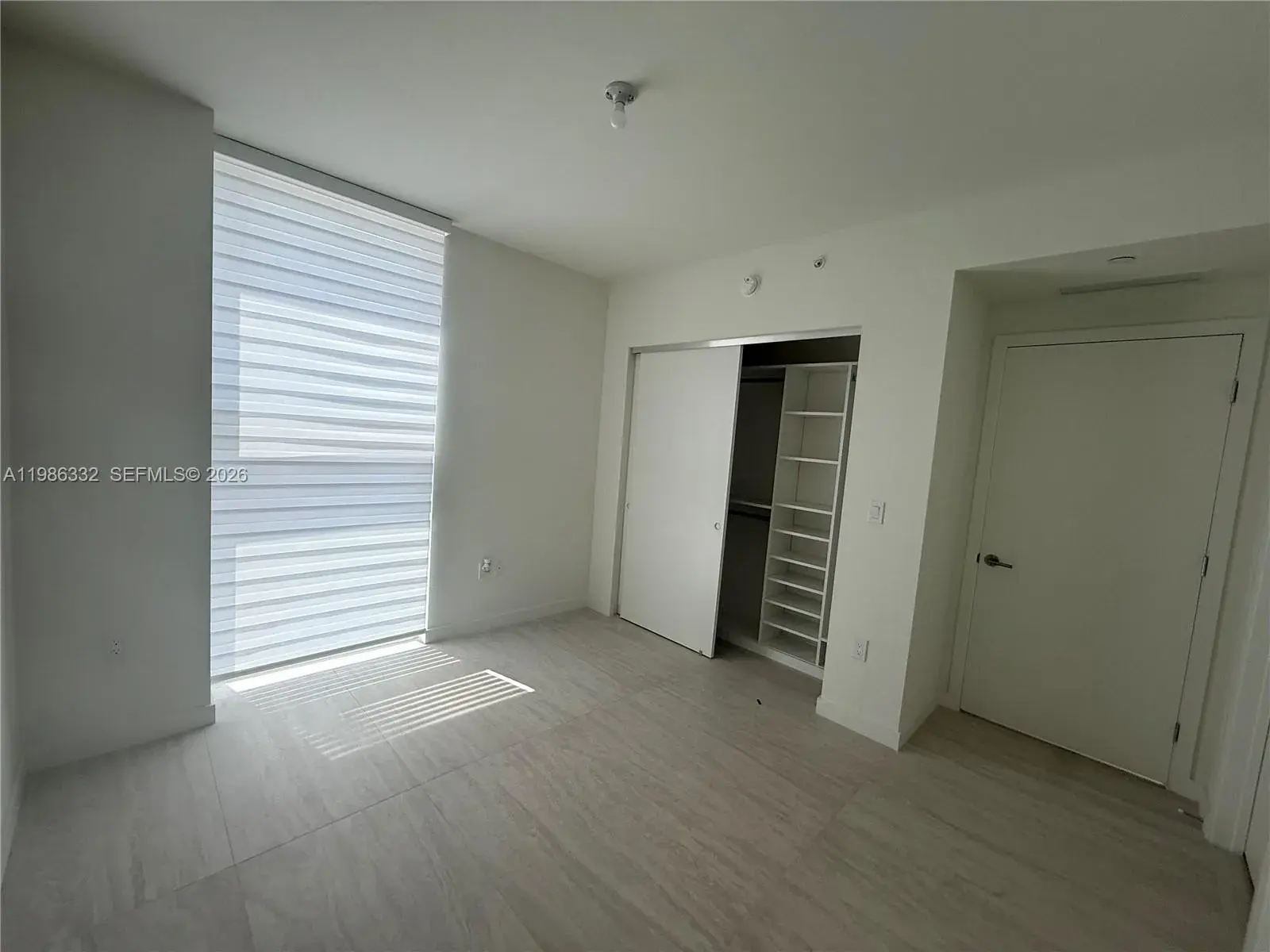 77 SE 5 St # 2015, Miami FL 33131