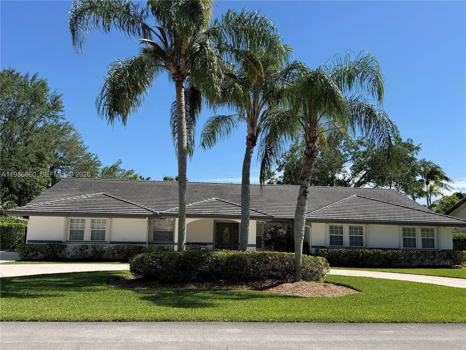 10422 SW 121st St, Miami FL 33176