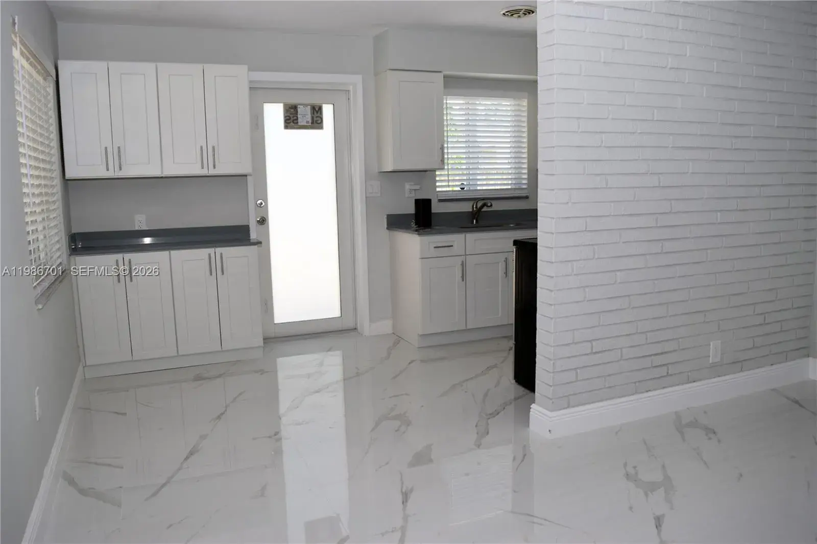622 NE 6th St # 2, Hallandale Beach FL 33009