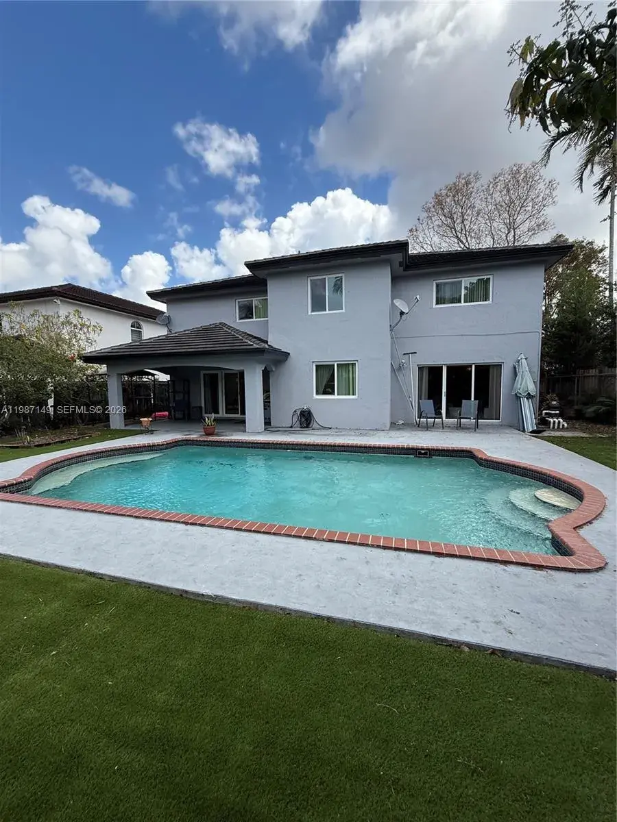 18164 SW 149th Pl, Miami FL 33187