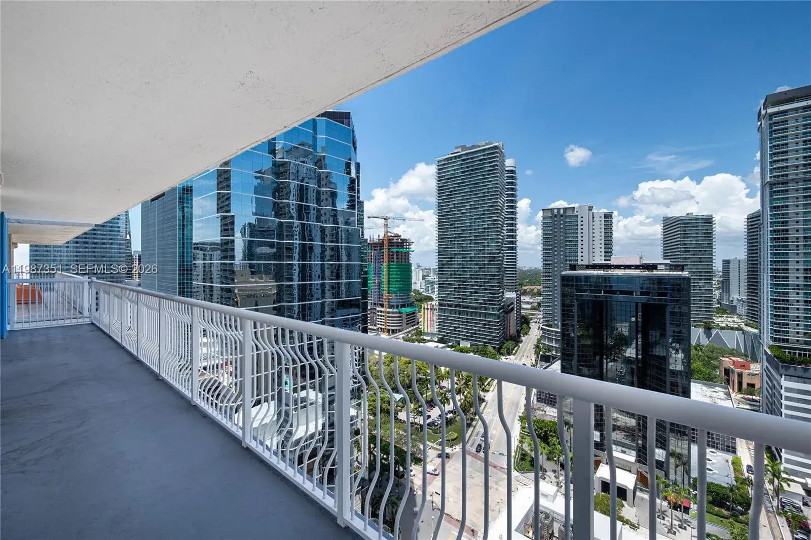 1200 Brickell Bay Dr # 2824, Miami FL 33131