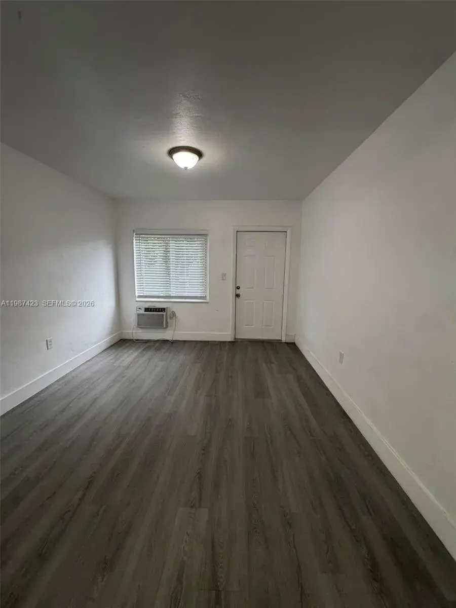 430 SW 6th Ave # 4, Miami FL 33130 photo 5