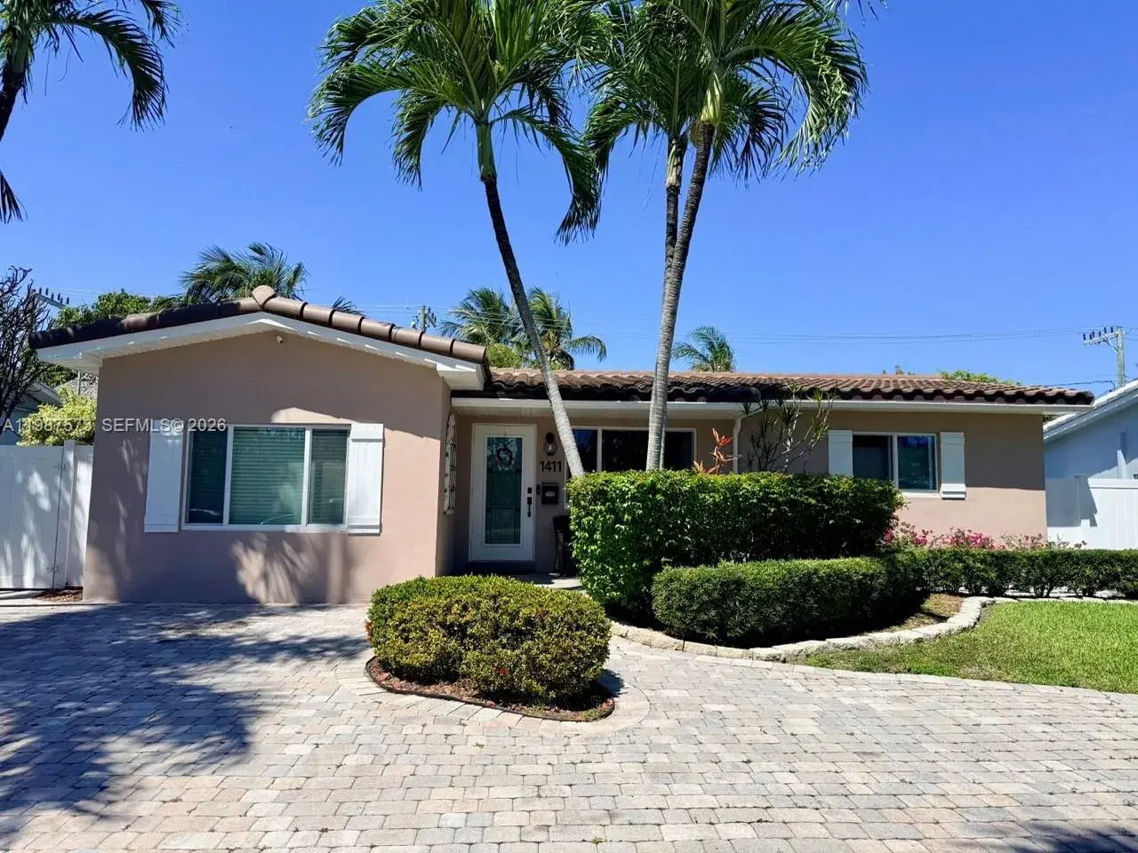 1411 Harding St, Hollywood FL 33020
