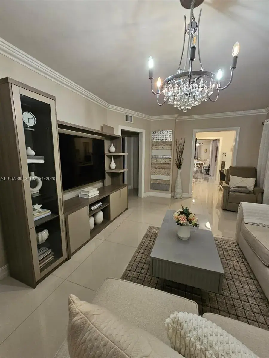 70 NW 31st St # 1, Miami FL 33127