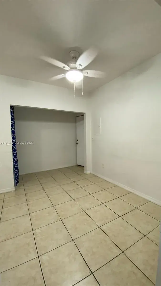 1021 NW 3rd st # 305, Miami FL 33128