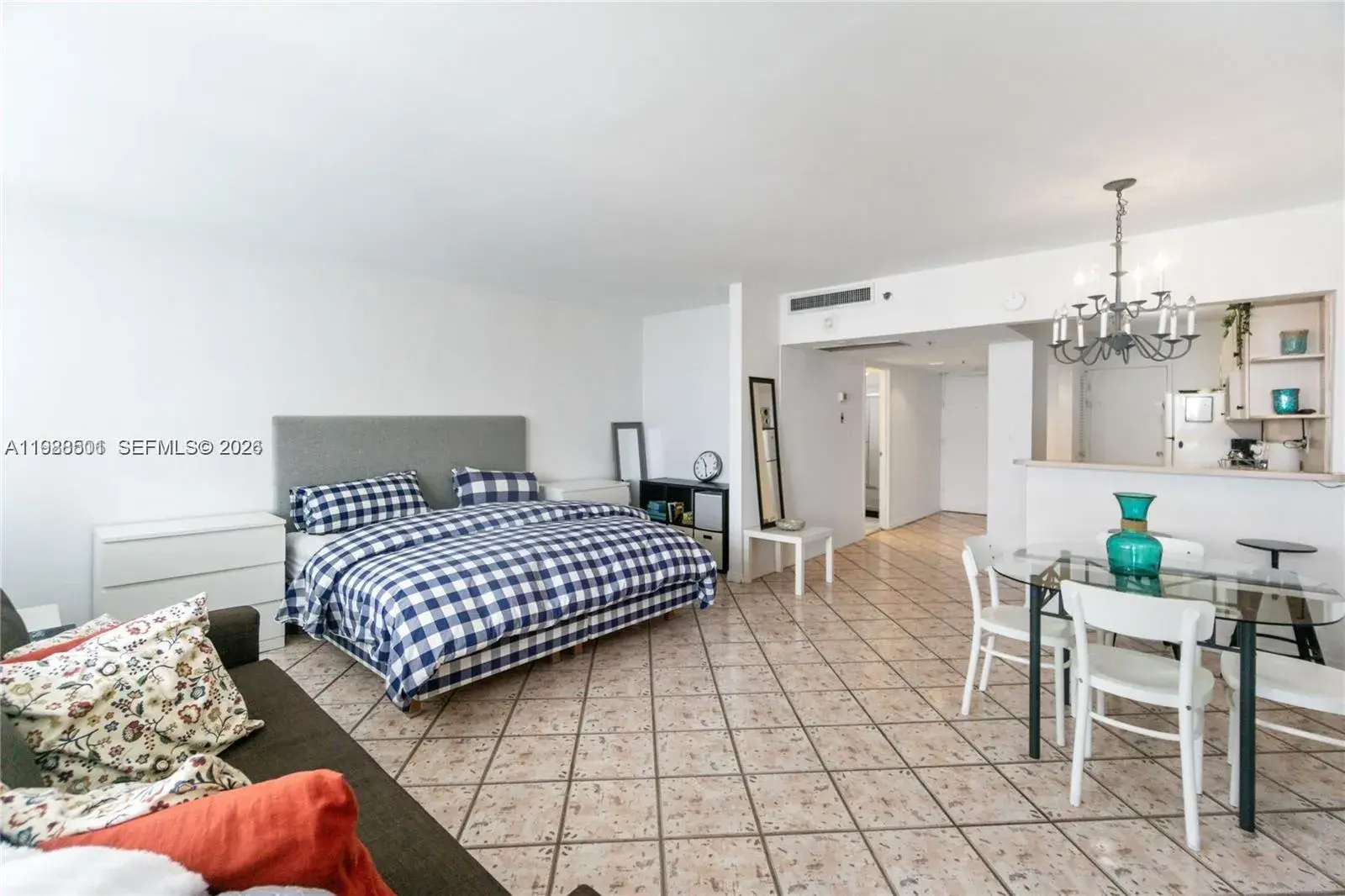 100 Lincoln Rd # 818, Miami Beach FL 33139