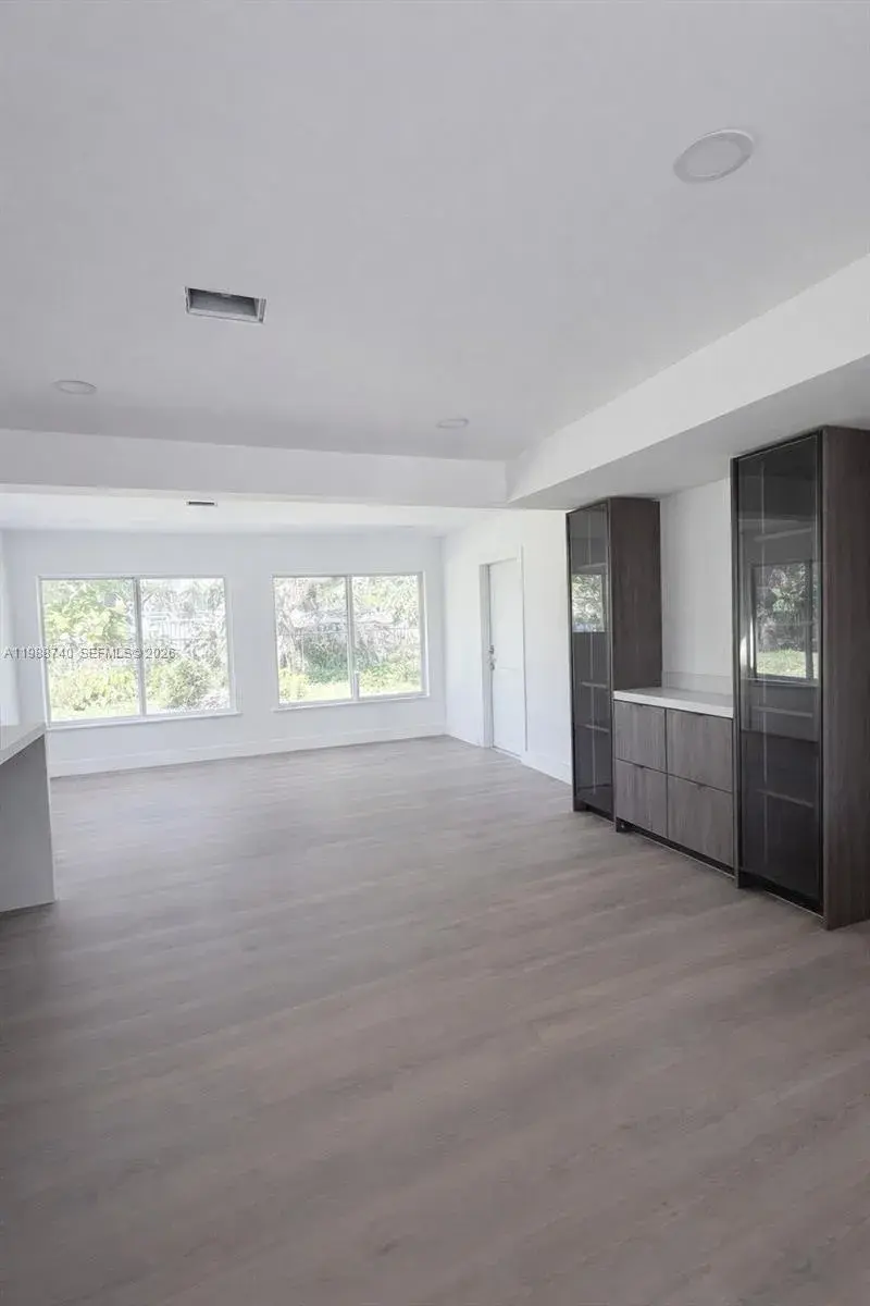 831 SW 39th Ave, Fort Lauderdale FL 33312