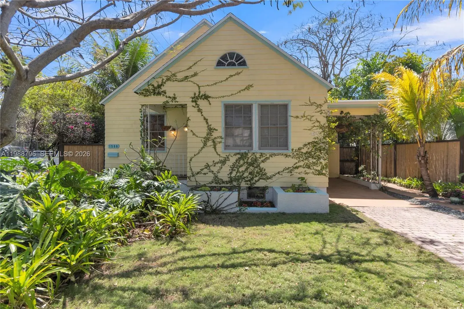 3 bedroom 2 bath Residential for sale at 1500 Jackson St, Hollywood FL 33020