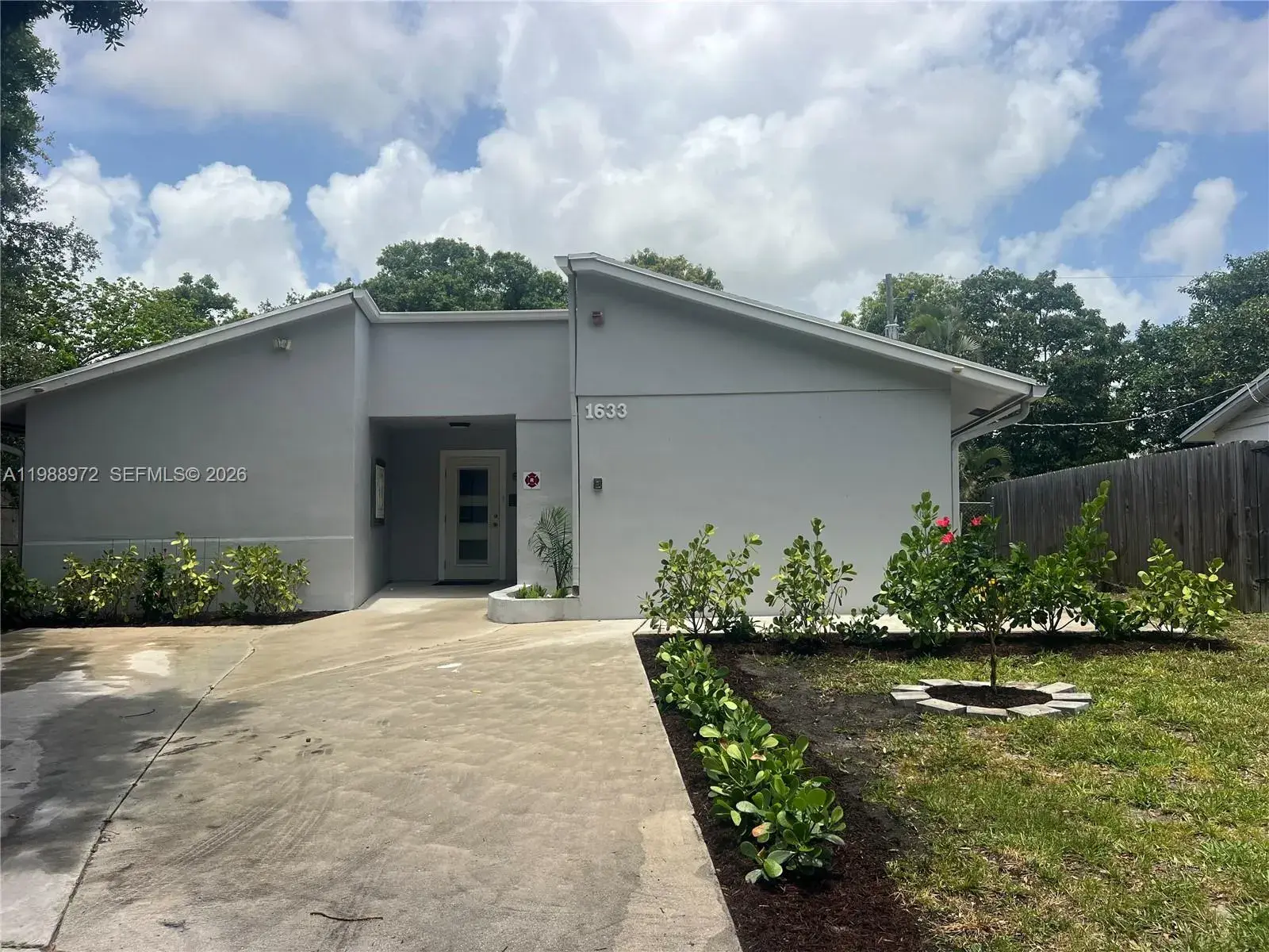4 bedroom 3 bath Residential for sale at 1633 NW 4th St, Boca Raton FL 33486
