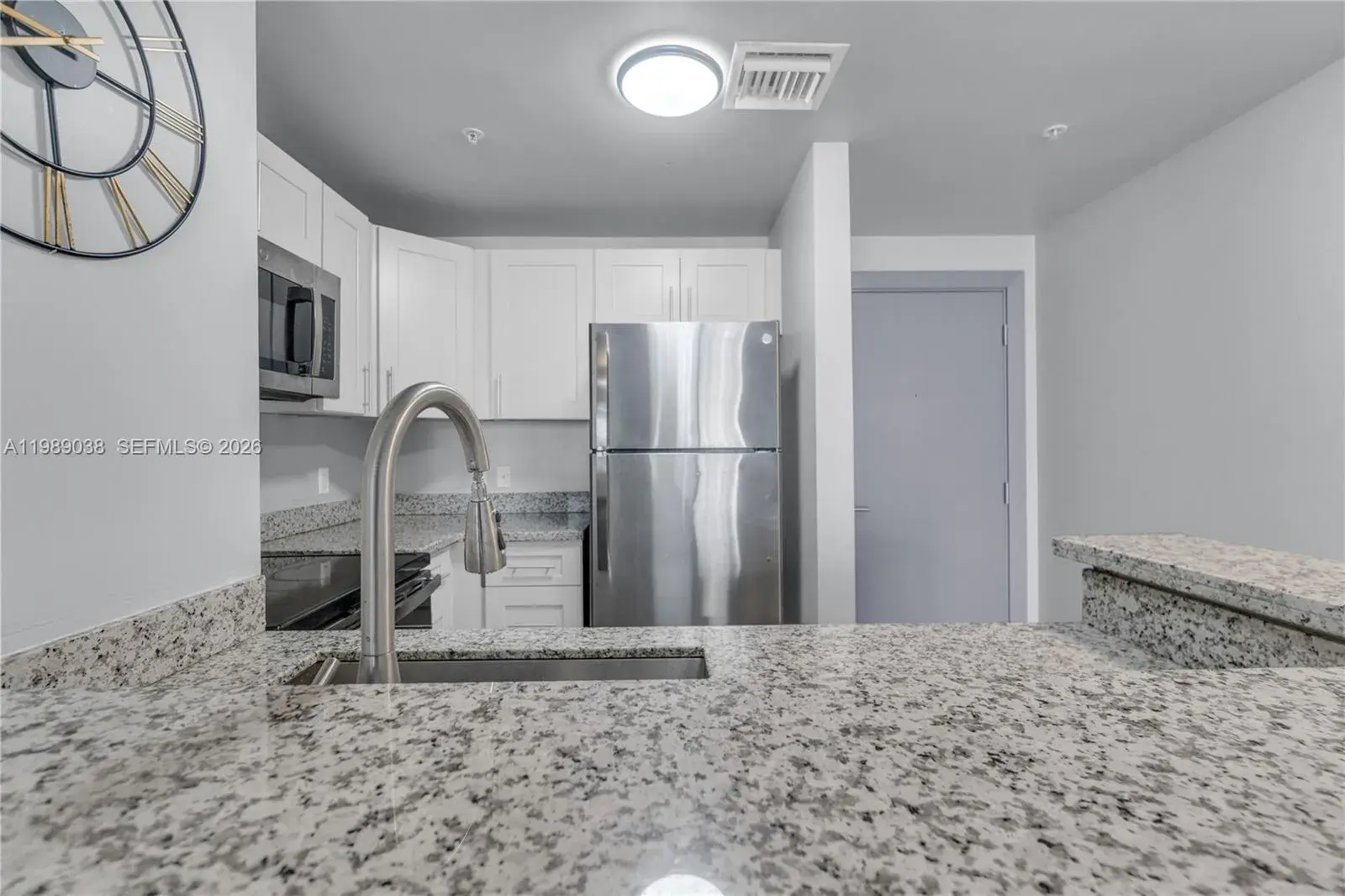 185 SE 14th Ter # 1611, Miami FL 33131