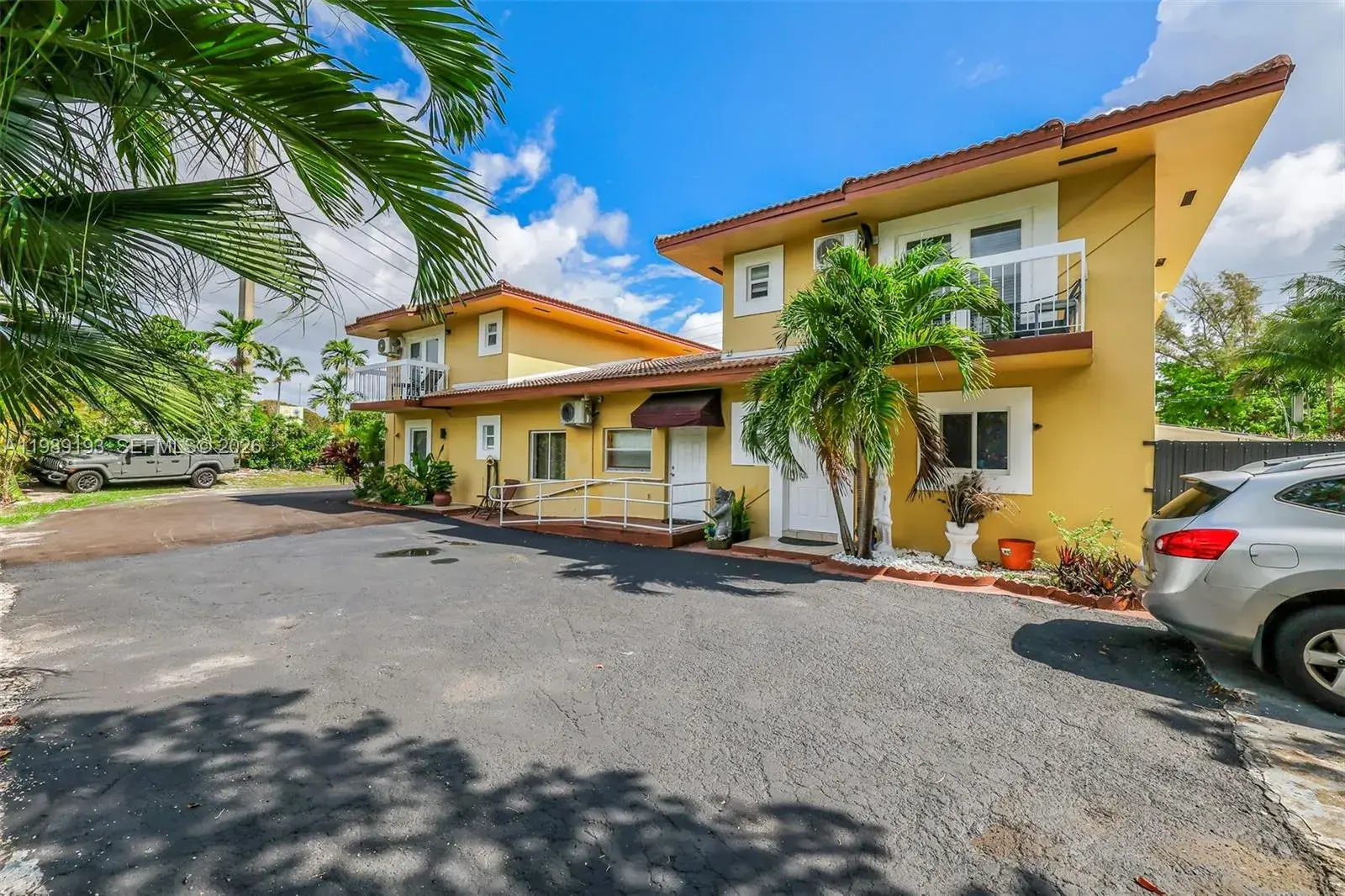 Commercial Sale for sale at 12085 W Dixie Hwy, Biscayne Park FL 33161