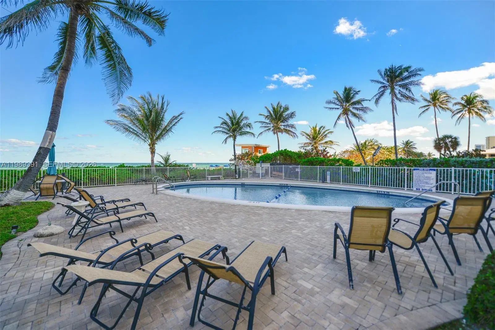 1936 S Ocean Dr # 2D, Hallandale Beach FL 33009