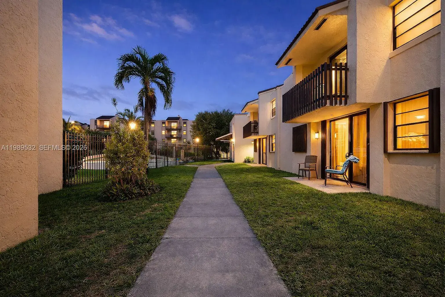 2 bedroom 1 bath Residential for sale at 3581 SW 117th Ave # 308, Miami FL 33175
