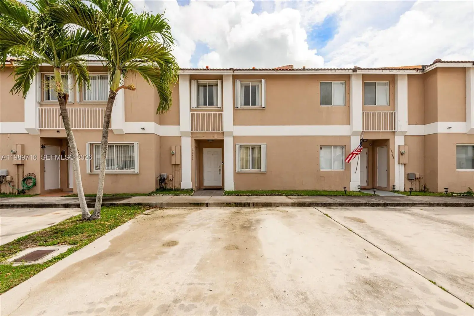 3 bedroom 2 bath Residential for sale at 17757 SW 141st Ct, Miami FL 33177