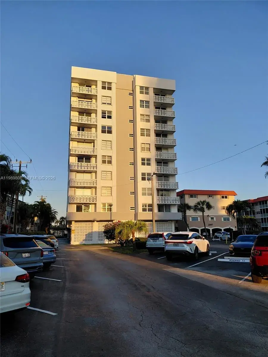 3113 S Ocean Dr # 504, Hallandale Beach FL 33009