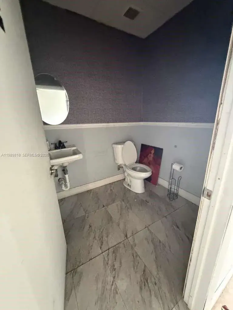 1234 NE 164 ST, North Miami Beach FL 33162