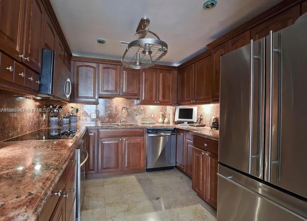 1985 S Ocean Dr # 2F, Hallandale Beach FL 33009