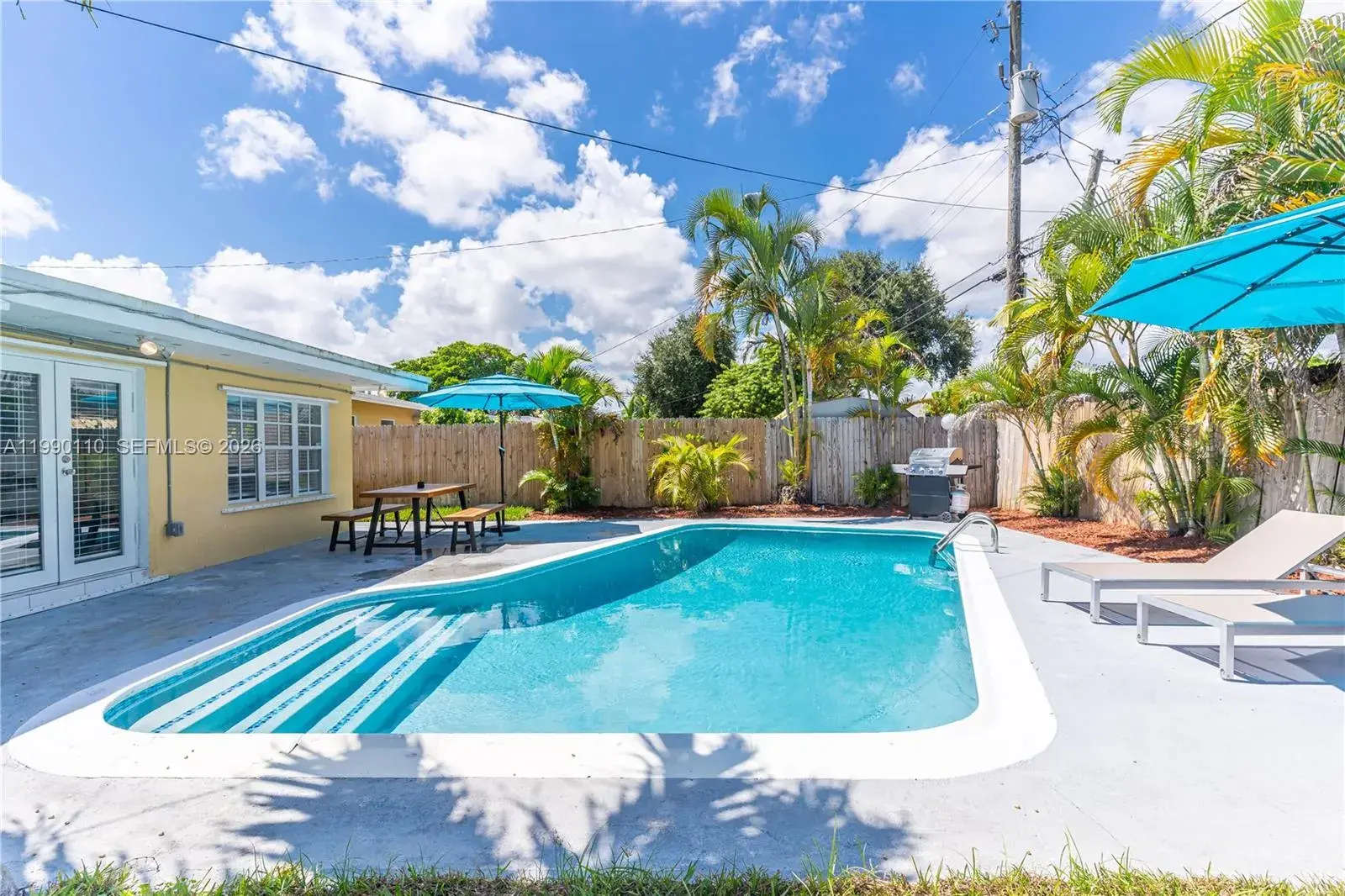 6445 SW 22nd Ct, Miramar FL 33023