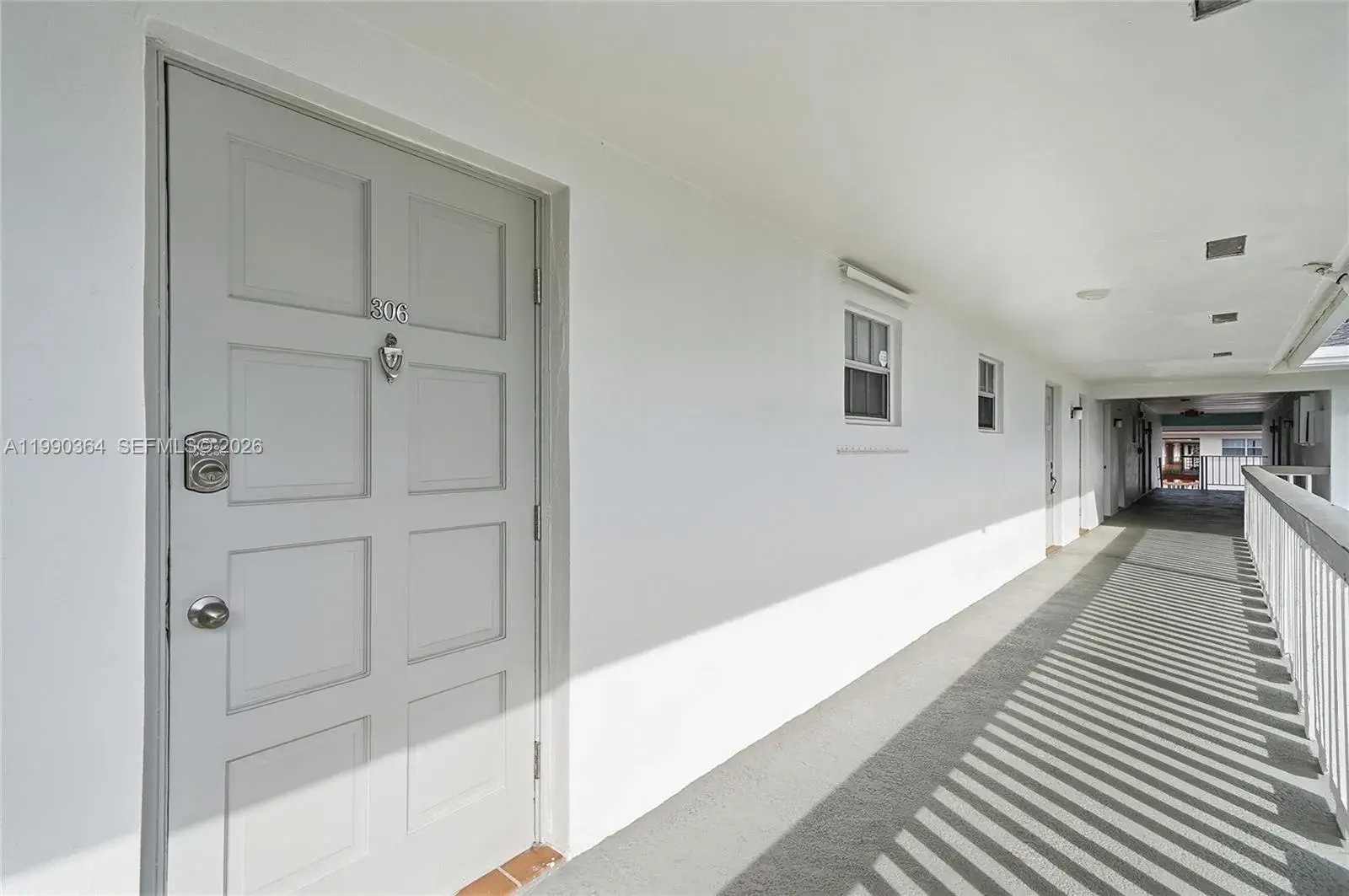 1200 Hillcrest Ct # 306, Hollywood FL 33021