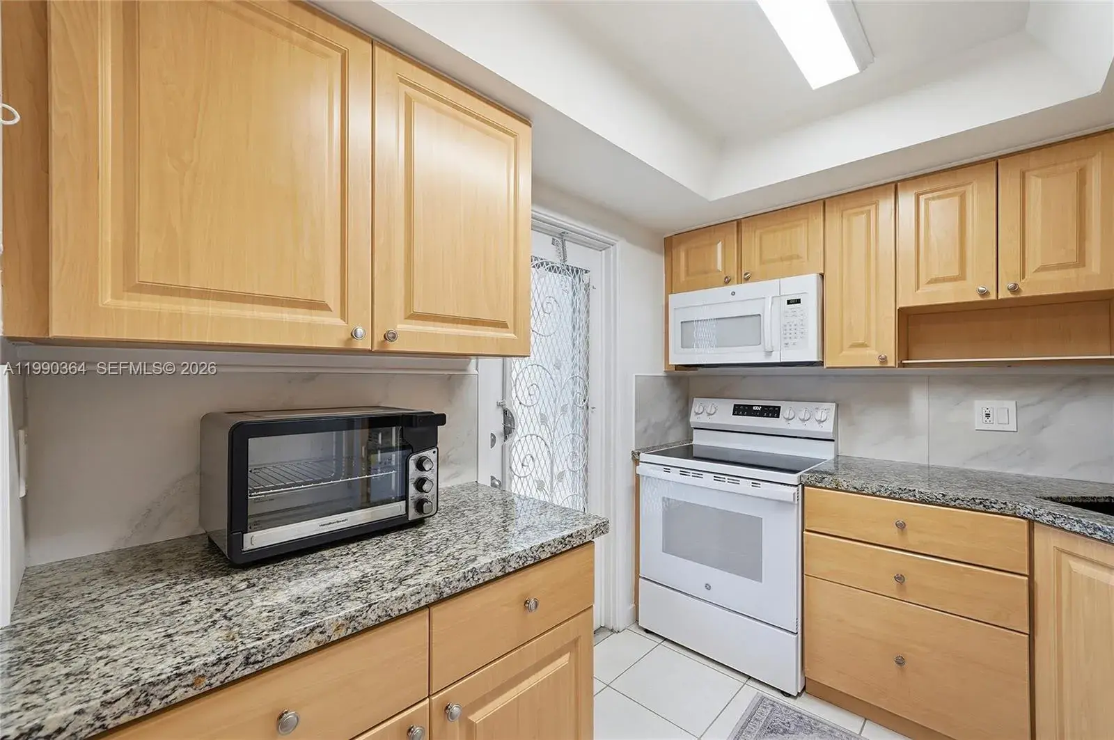 1200 Hillcrest Ct # 306, Hollywood FL 33021