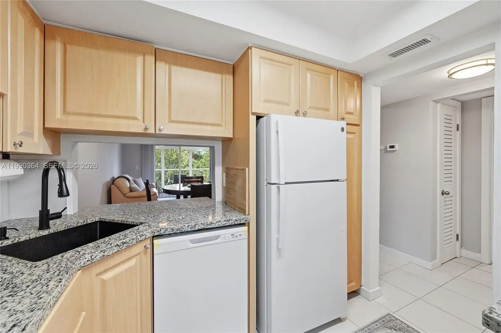 1200 Hillcrest Ct # 306, Hollywood FL 33021