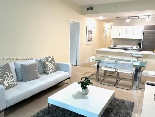 1100 S Miami Ave # 811, Miami FL 33130