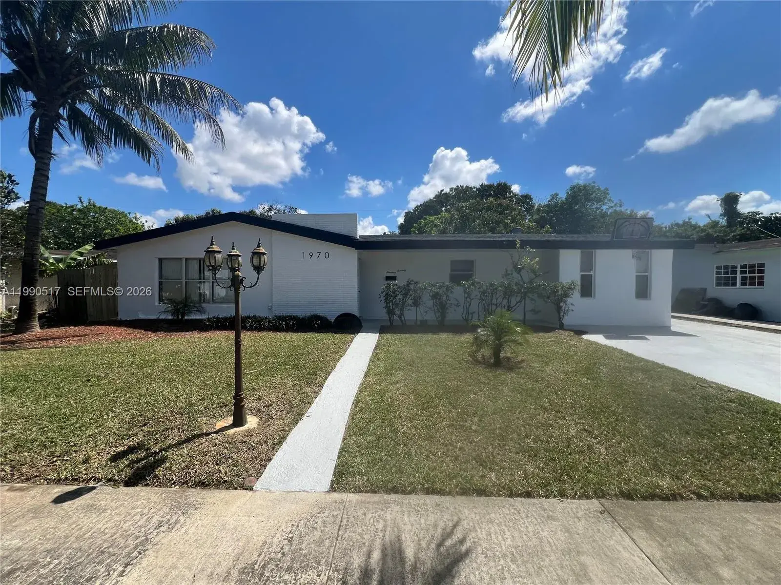 3 bedroom 2 bath Residential for sale at 1970 NW 192nd Ter, Miami Gardens FL 33056
