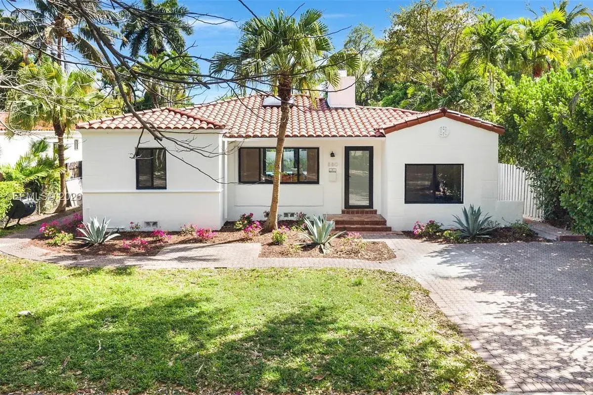 880 NE 72nd Ter, Miami FL 33138