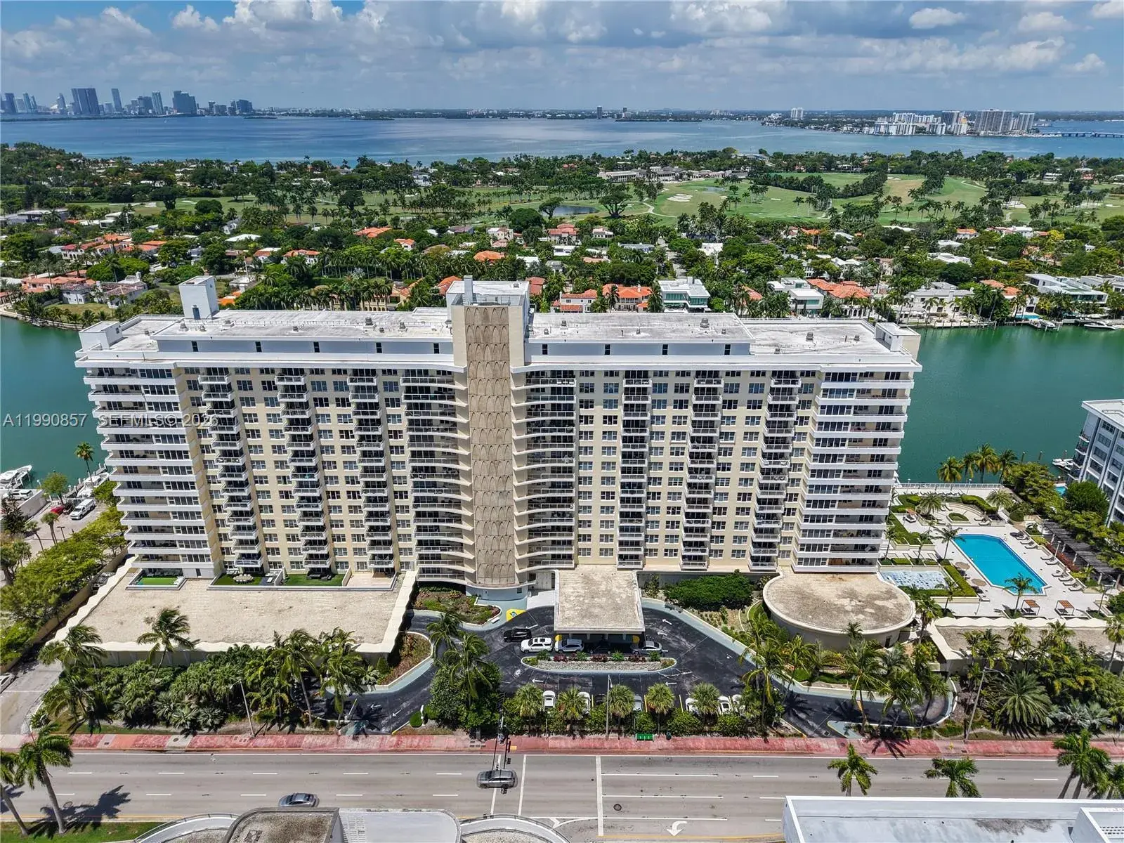 3 bedroom 3 bath for sale at 5600 Collins Ave # 14K, Miami Beach FL 33140