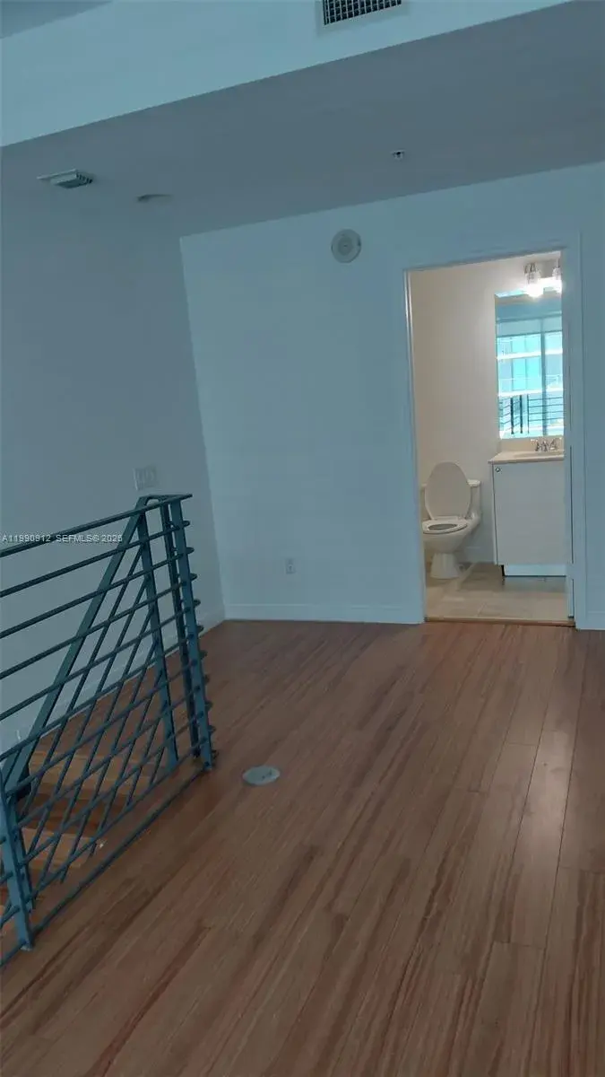 60 SW 13th St # 2612, Miami FL 33130 photo 5