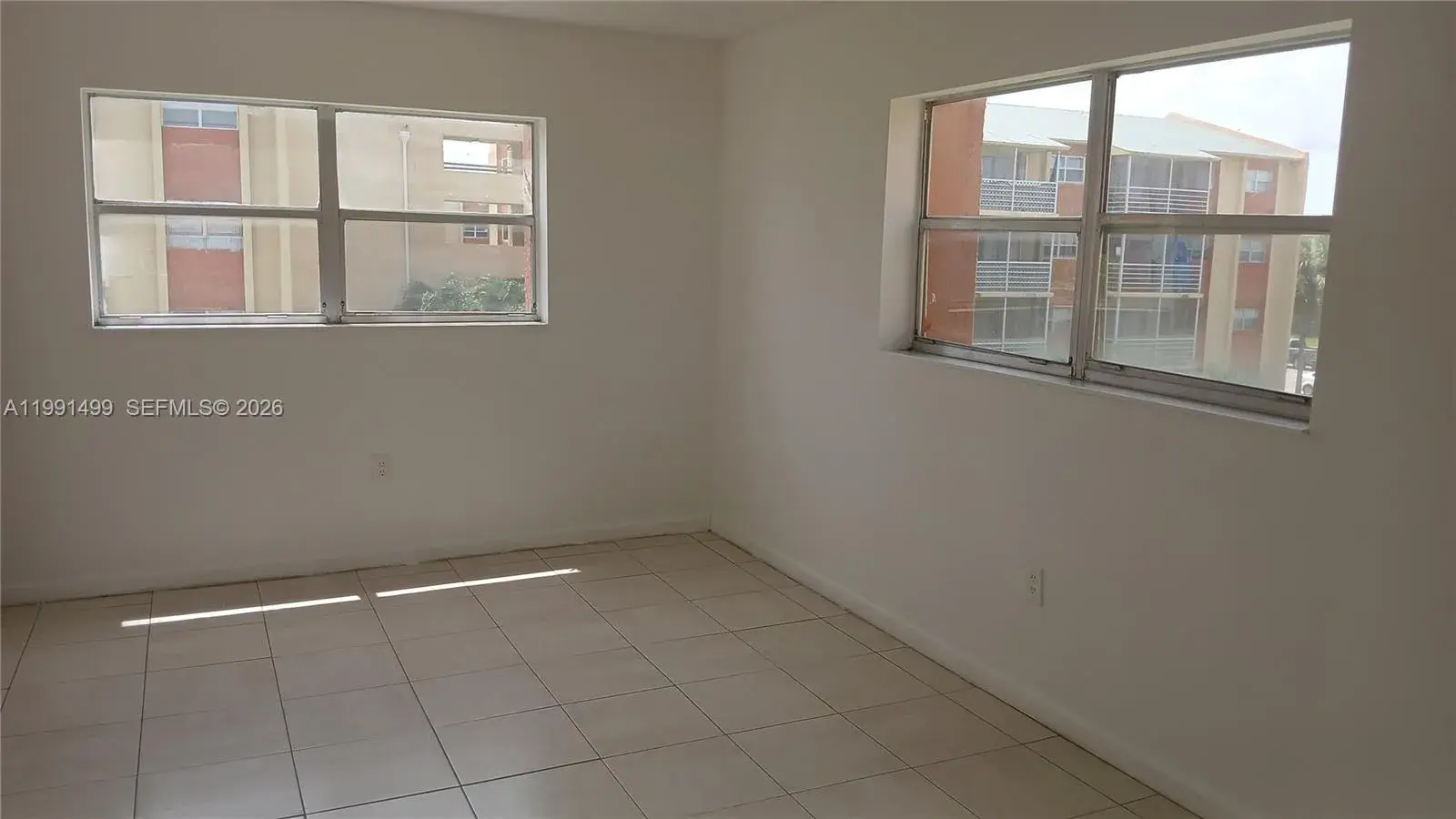 2 bedroom 2 bath Residential for sale at 3610 NW 21st St # 313, Lauderdale Lakes FL 33311