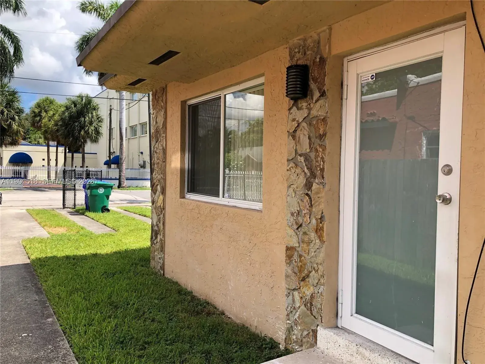 220 NW 46th St # 220, Miami FL 33127