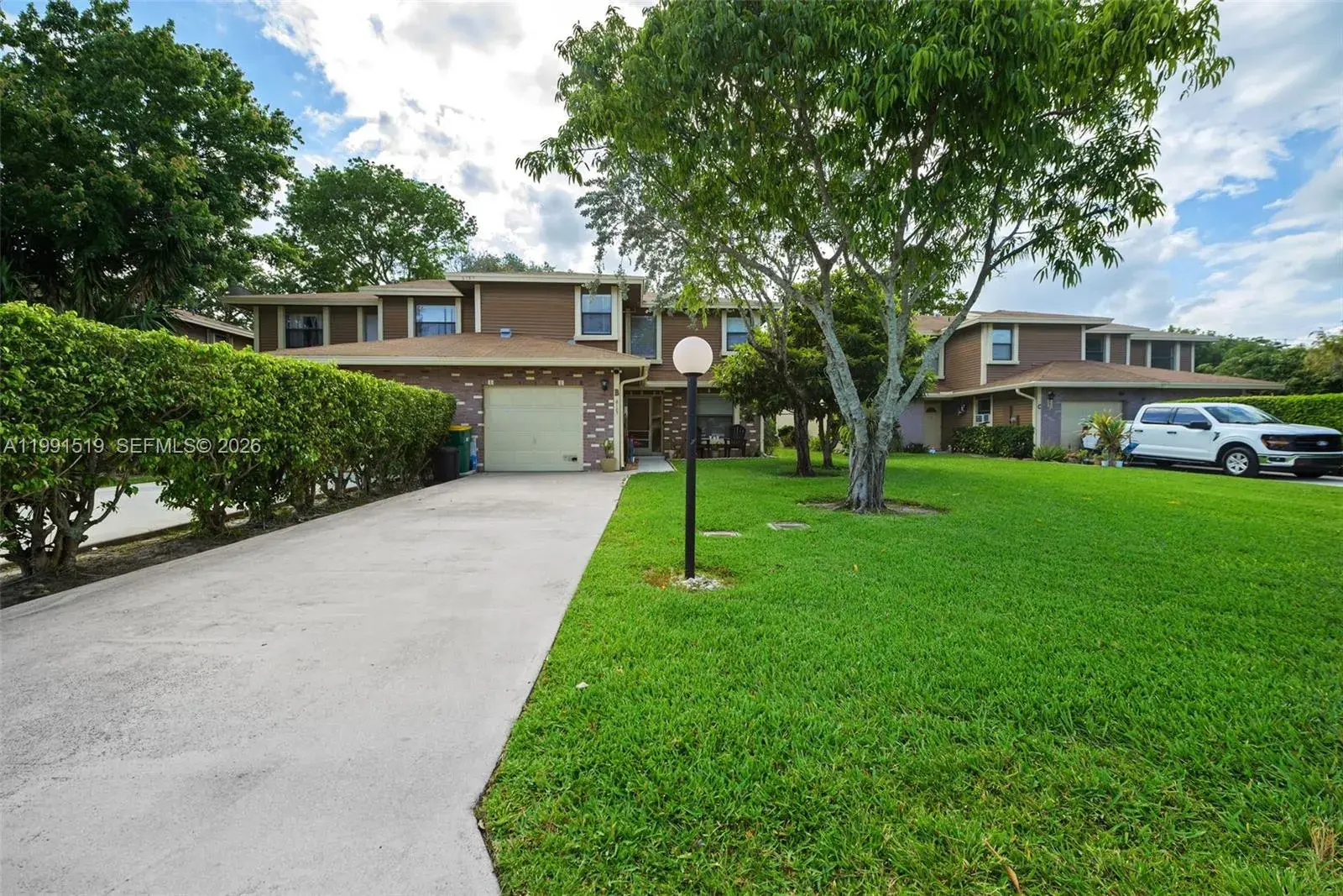 3 bedroom 2 bath Residential for sale at 6183 Pine Tree Ln Unit B, Tamarac FL 33319