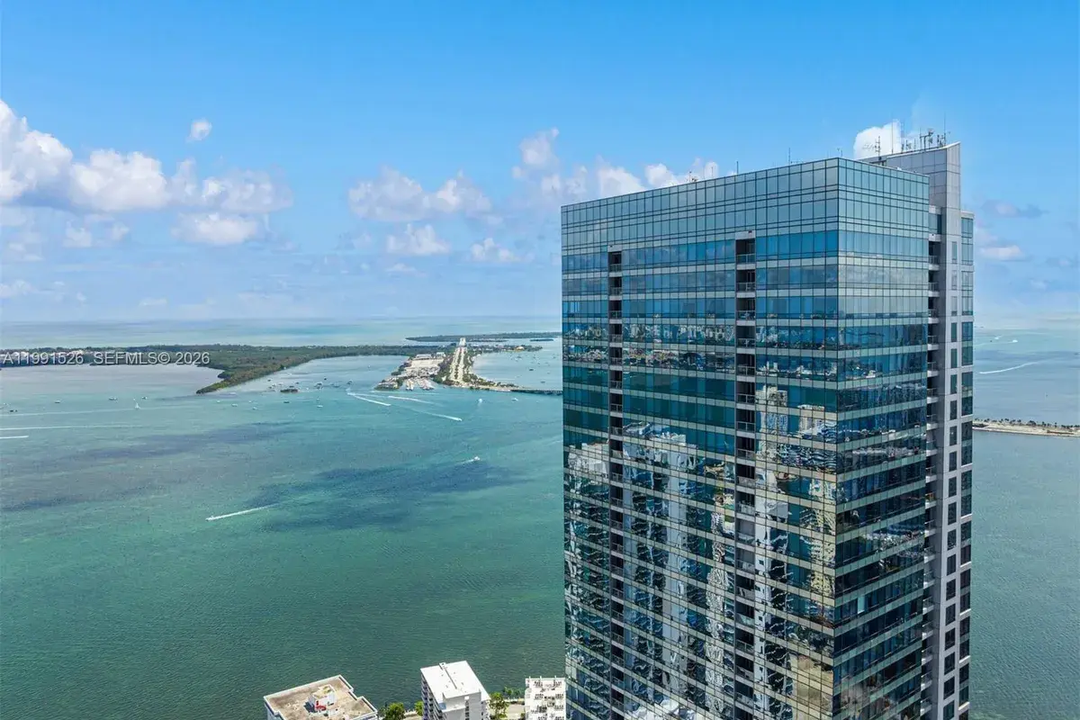 1425 Brickell Ave, Miami FL 33131