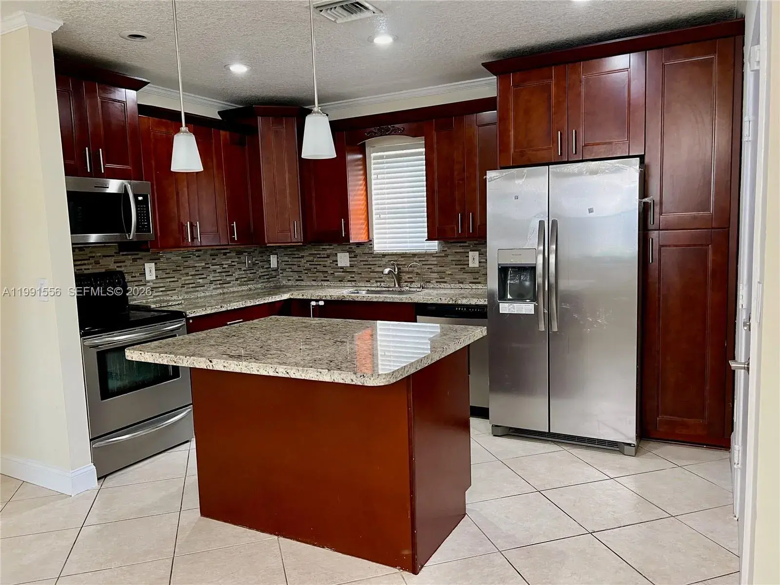 10560 NW 57th Ct, Coral Springs FL 33076