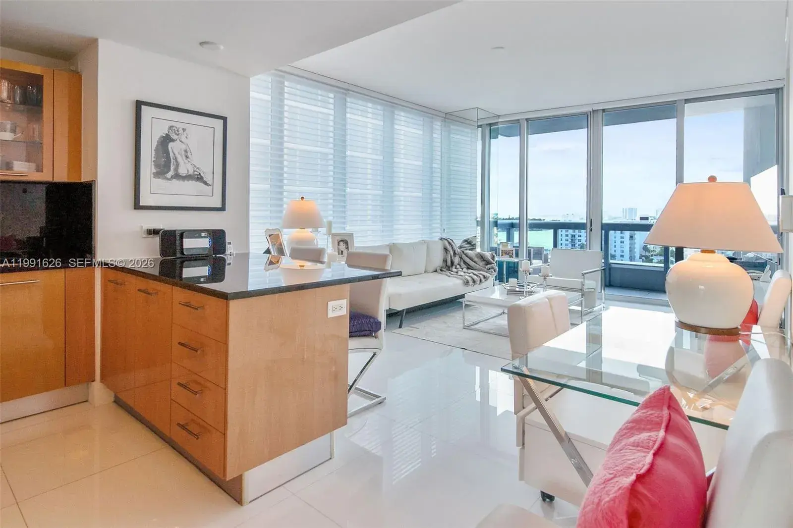 1 bedroom 1 bath Residential Lease for rent at 6899 Collins Ave # 1009, Miami Beach FL 33141