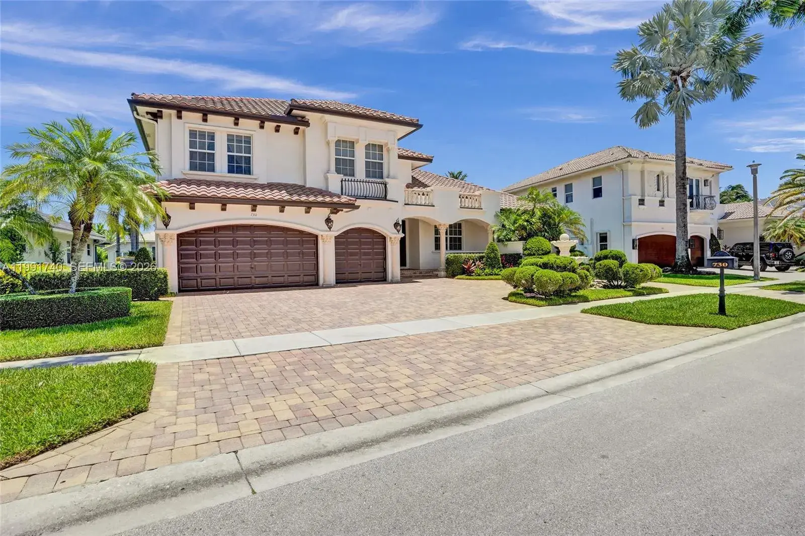 5 bedroom 4 bath Residential for sale at 730 Leigh Palm Ave, Plantation FL 33324