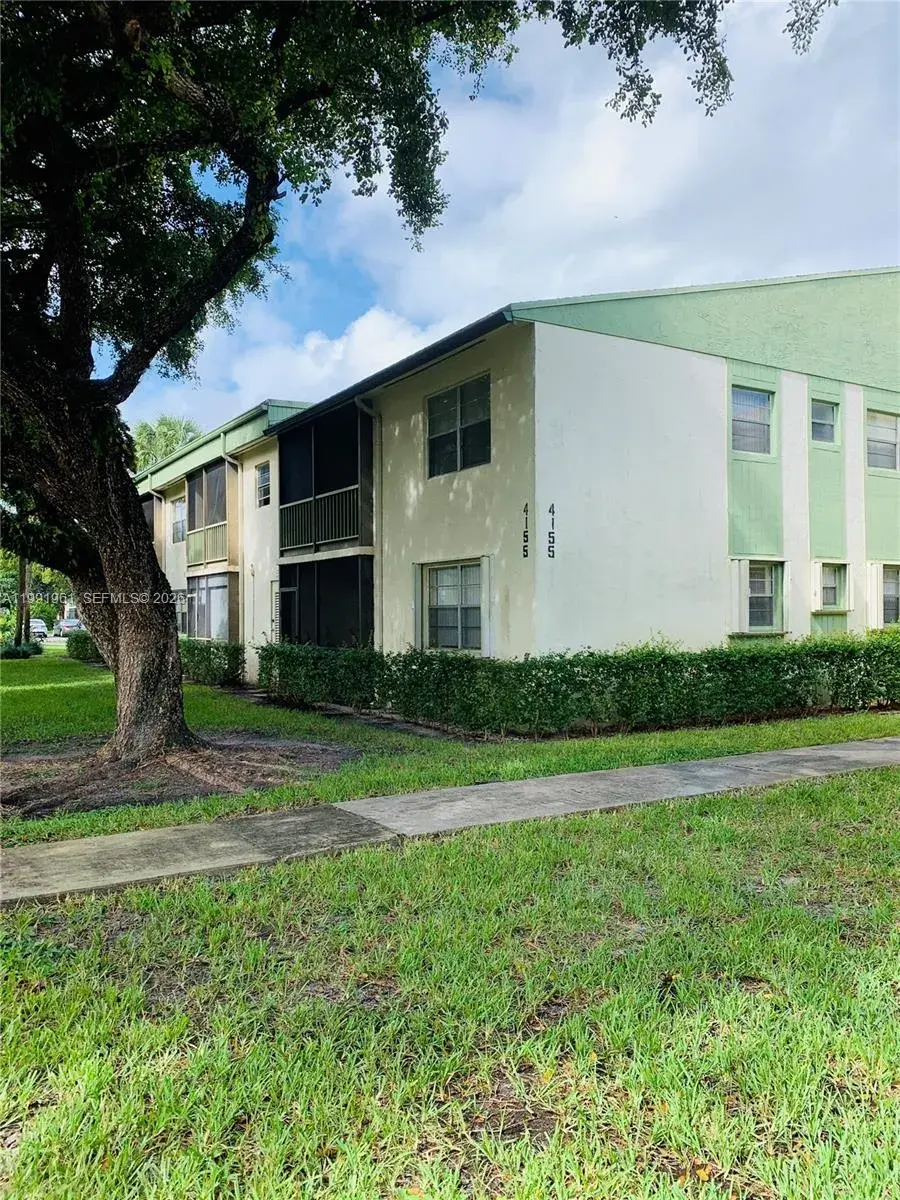 1 bedroom 1 bath Residential Lease for rent at 4155 NW 90th Ave # 105, Coral Springs FL 33065