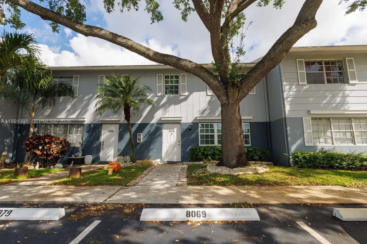 8069 SW 18th Ct # 7, Davie FL 33324