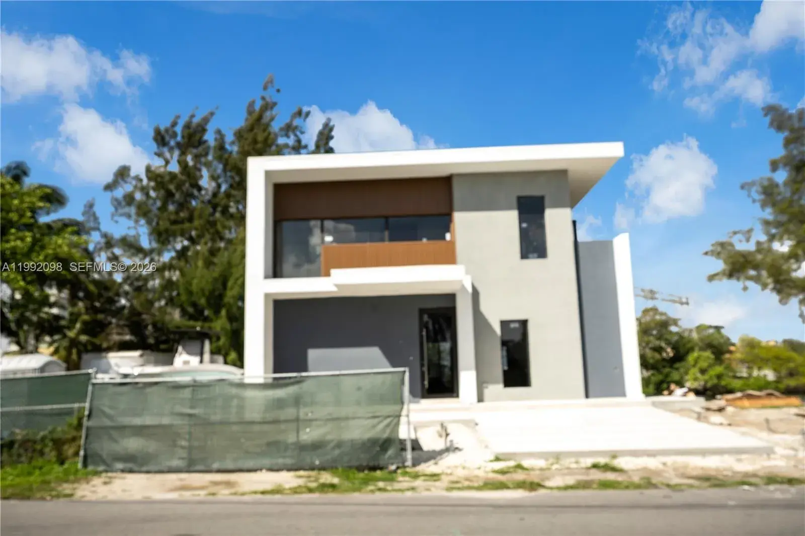 4 bedroom 4 bath Residential for sale at 201 NW 14 WAY, Dania Beach FL 33004
